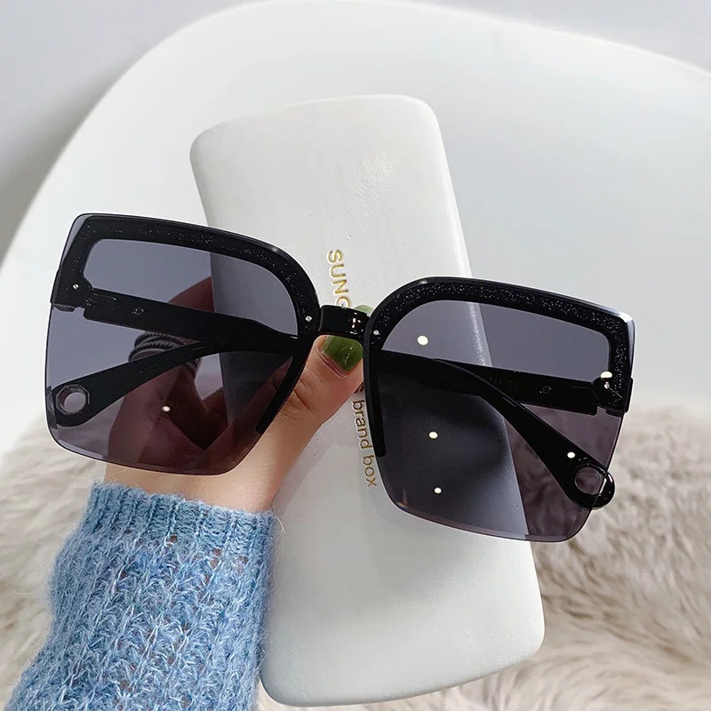 Oversized zonnebrillen voor da - Designer Sunglasses recensie en prijs