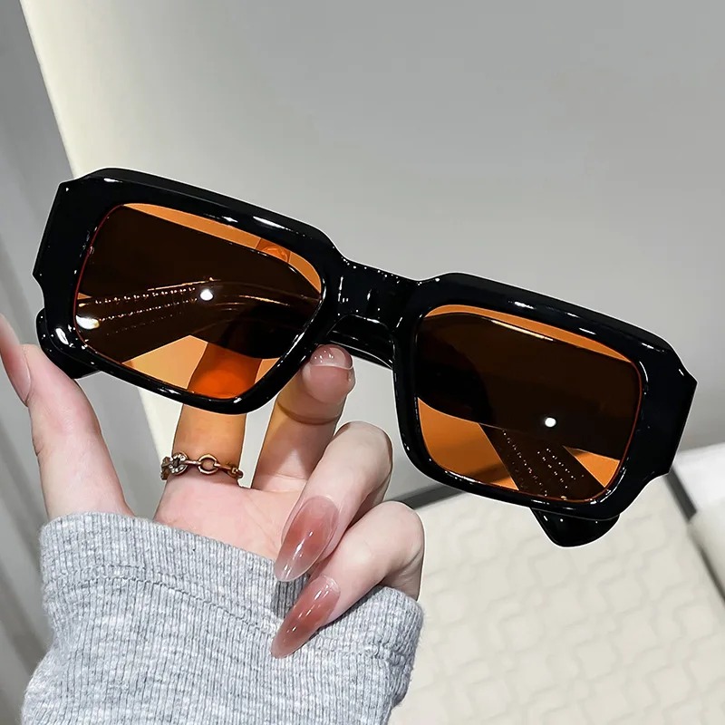 Nieuwe rechthoekige zonnebrill - Designer Sunglasses recensie en prijs